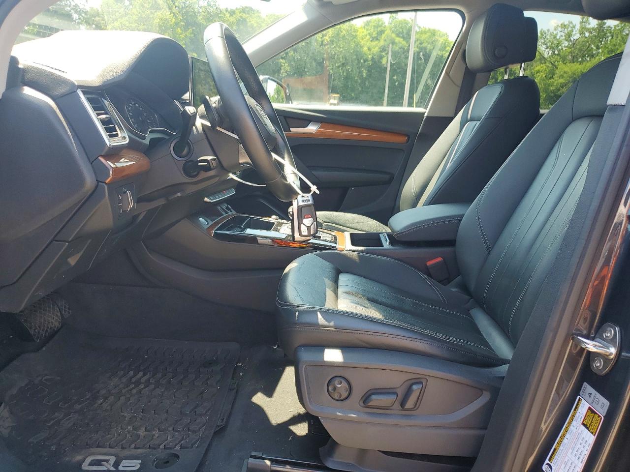 2021 AUDI Q5 quattro Premium