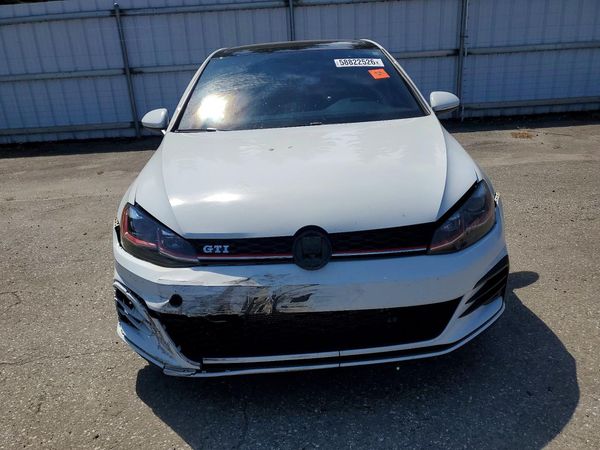 2018 VOLKSWAGEN GTI S, SE, Autobahn
