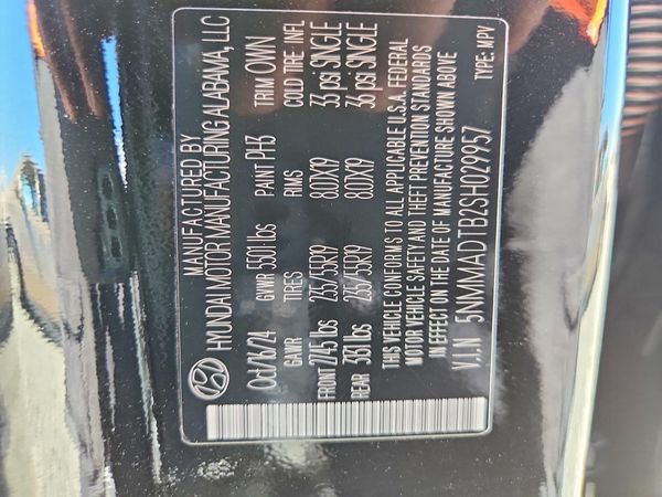 2025 GENESIS GV70