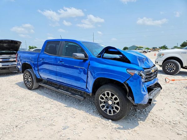 2023 CHEVROLET COLORADO LT