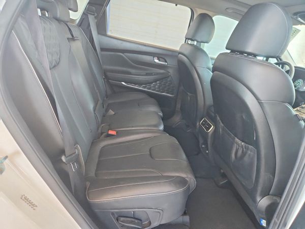 2022 HYUNDAI SANTA FE SEL Premium