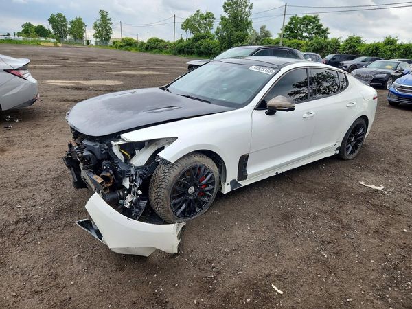 2018 KIA STINGER