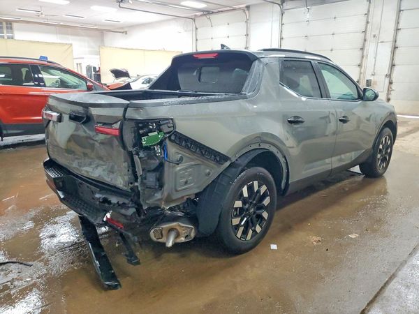 2025 HYUNDAI SANTA CRUZ SEL Activity