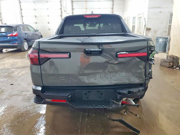 2025 HYUNDAI SANTA CRUZ SEL Activity