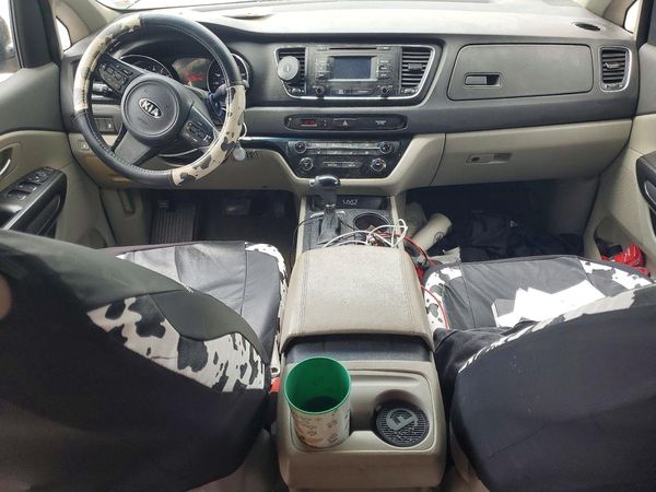 2016 KIA SEDONA LX - Middle-low