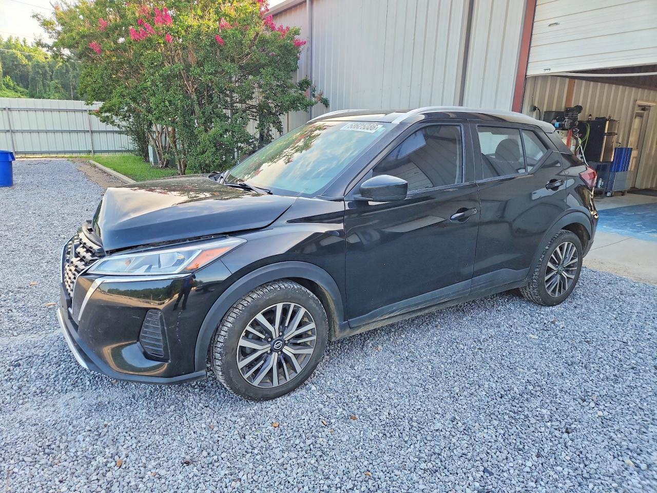 2021 NISSAN KICKS SV