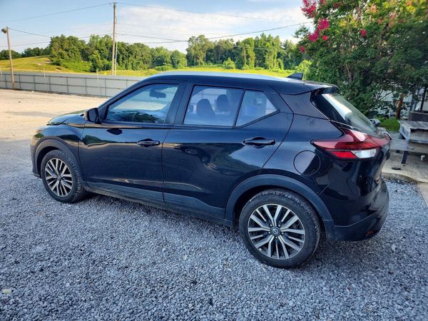 2021 NISSAN KICKS SV