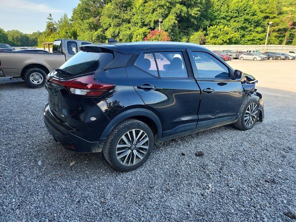 2021 NISSAN KICKS SV