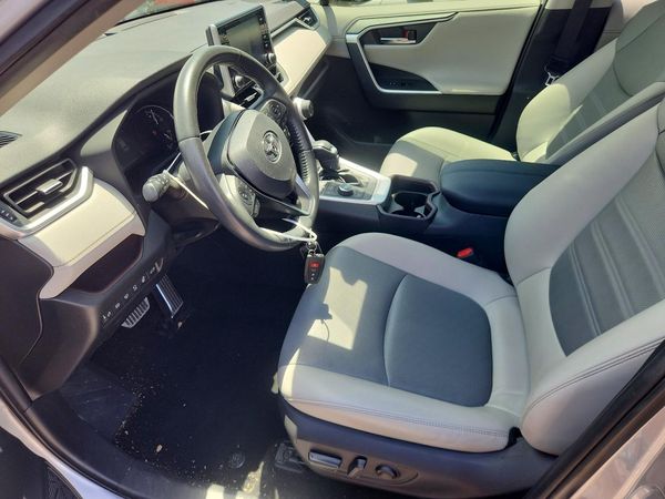 2021 TOYOTA RAV4 Limited