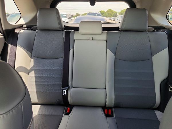 2021 TOYOTA RAV4 Limited