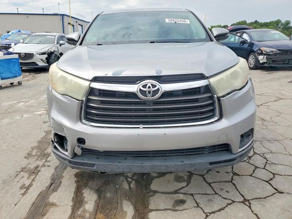2016 TOYOTA HIGHLANDER