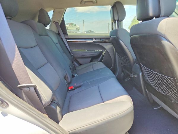 2013 KIA SORENTO Base / LX