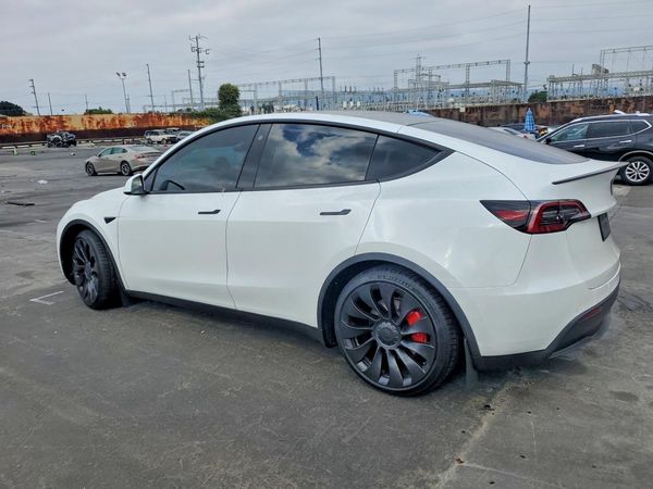 2022 TESLA MODEL Y