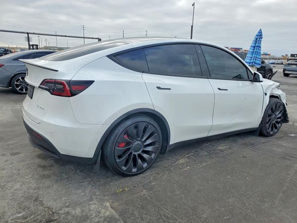 2022 TESLA MODEL Y