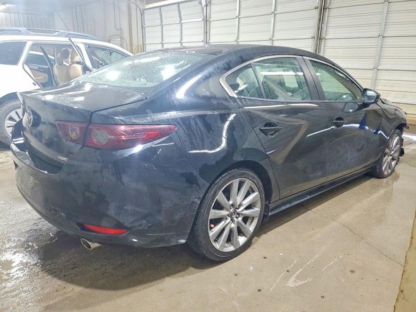 2021 MAZDA 3