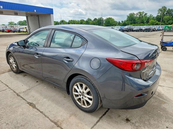2015 MAZDA 3