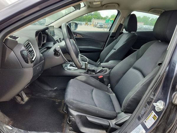 2015 MAZDA 3