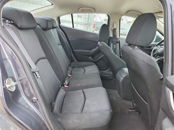 2015 MAZDA 3