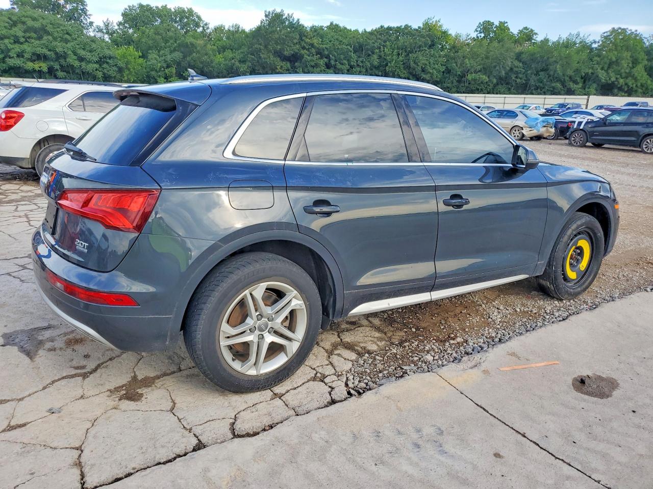 2018 AUDI Q5 quattro Premium Plus