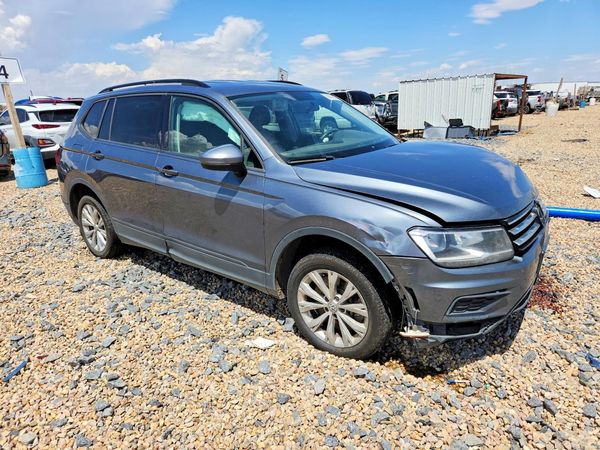 2020 VOLKSWAGEN TIGUAN S
