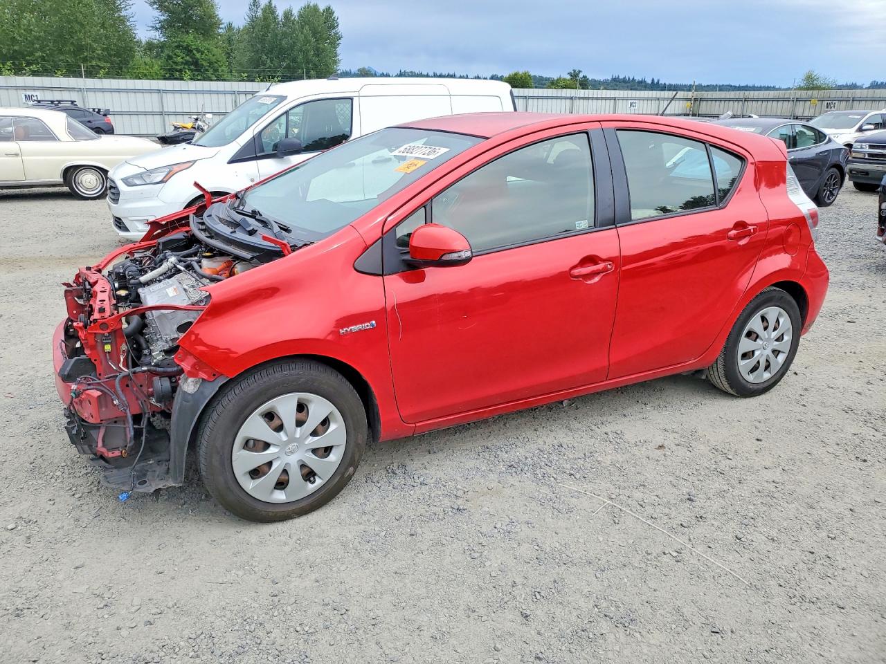 2013 TOYOTA PRIUS — Front 3/4