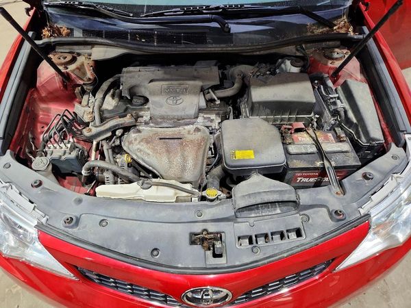 2014 TOYOTA CAMRY