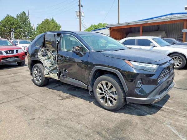 2022 TOYOTA RAV4 Limited