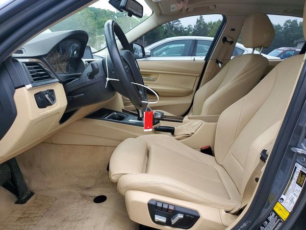 2015 BMW 320 xDrive SA
