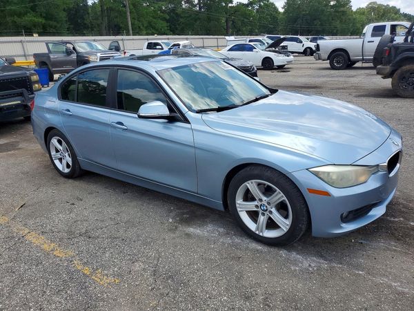 2015 BMW 320