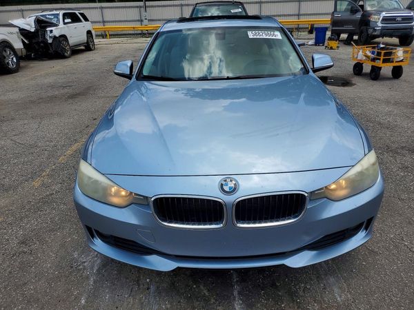 2015 BMW 320