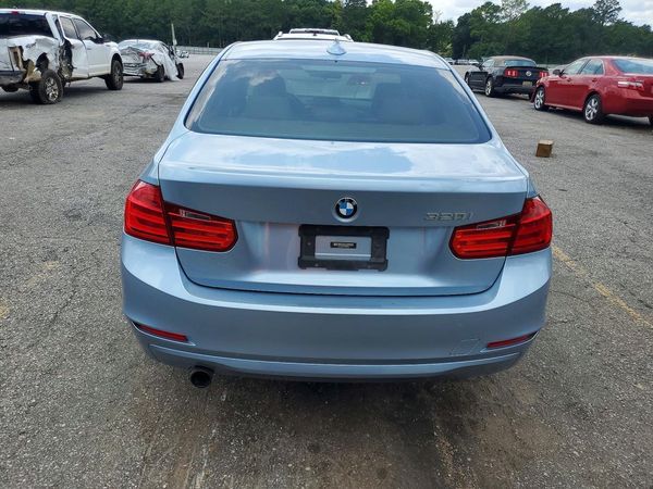 2015 BMW 320