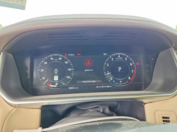 2018 LAND ROVER RANGE ROVER SPORT HSE
