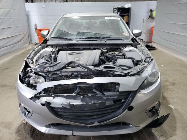 2015 MAZDA 3