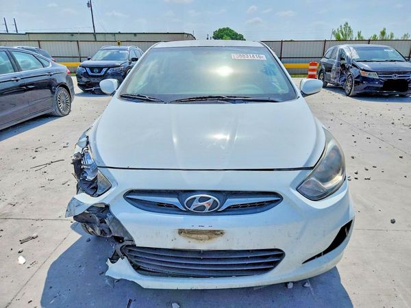 2014 HYUNDAI ACCENT