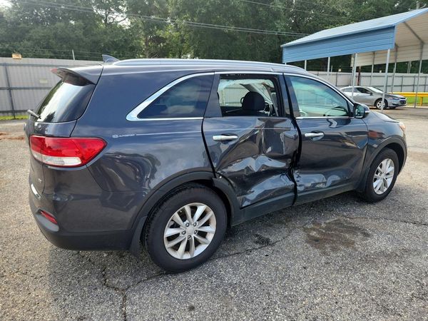 2018 KIA SORENTO L, LX