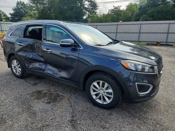 2018 KIA SORENTO L, LX