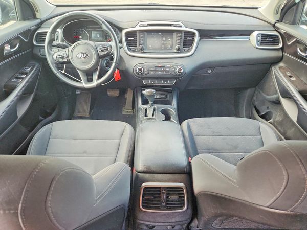 2018 KIA SORENTO L, LX