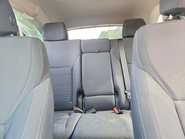 2018 KIA SORENTO L, LX