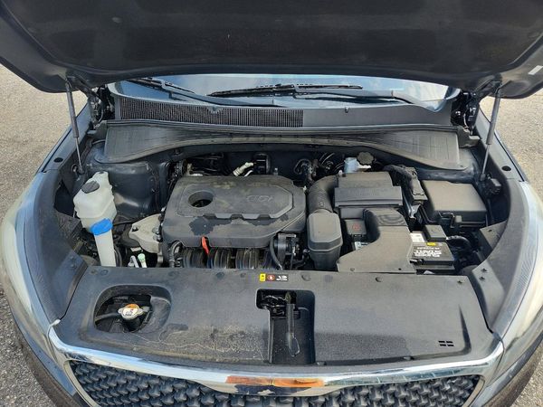 2018 KIA SORENTO L, LX