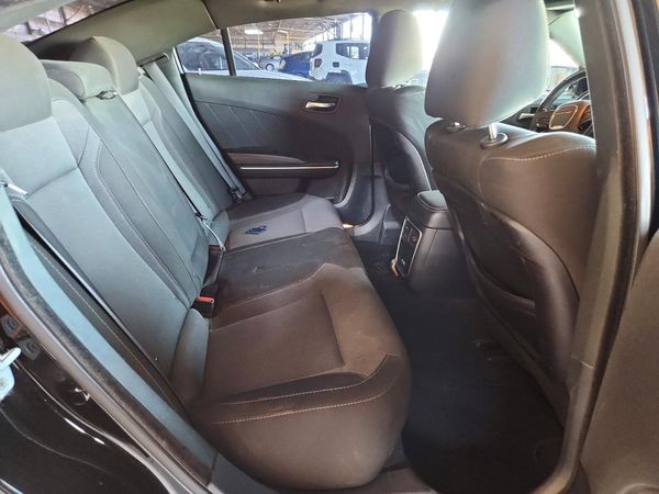 2019 DODGE CHARGER SXT