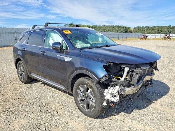 2022 KIA SORENTO