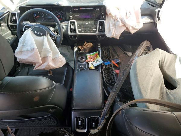 2022 KIA SORENTO