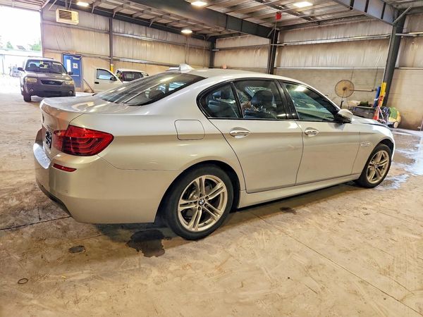 2016 BMW 528