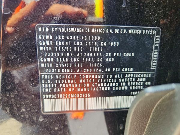 2025 VOLKSWAGEN TAOS SE Black