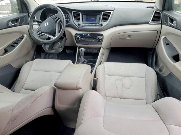2017 HYUNDAI TUCSON