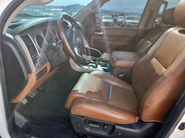 2016 TOYOTA SEQUOIA Platinum Grade