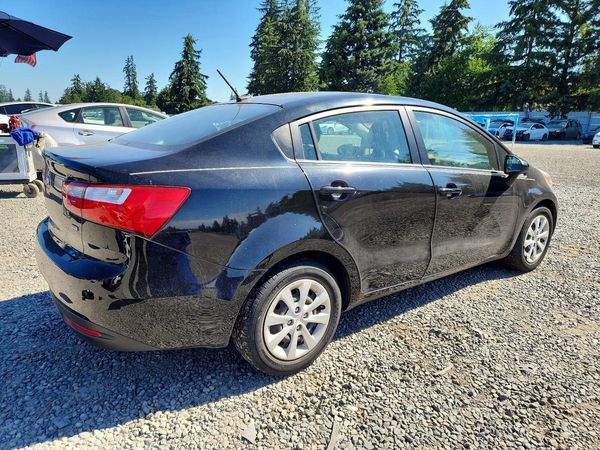 2015 KIA RIO GL - Middle-low