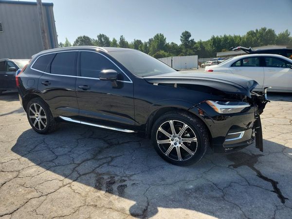 2021 VOLVO XC60