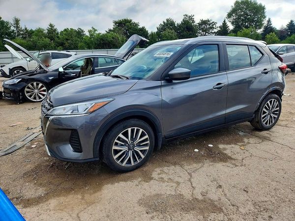 2024 NISSAN KICKS