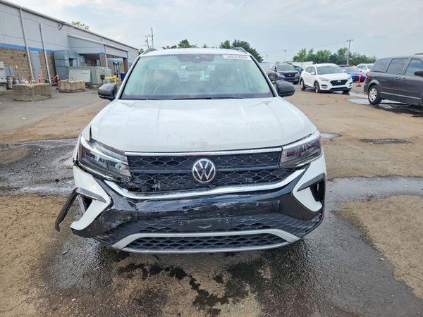 2024 VOLKSWAGEN TAOS